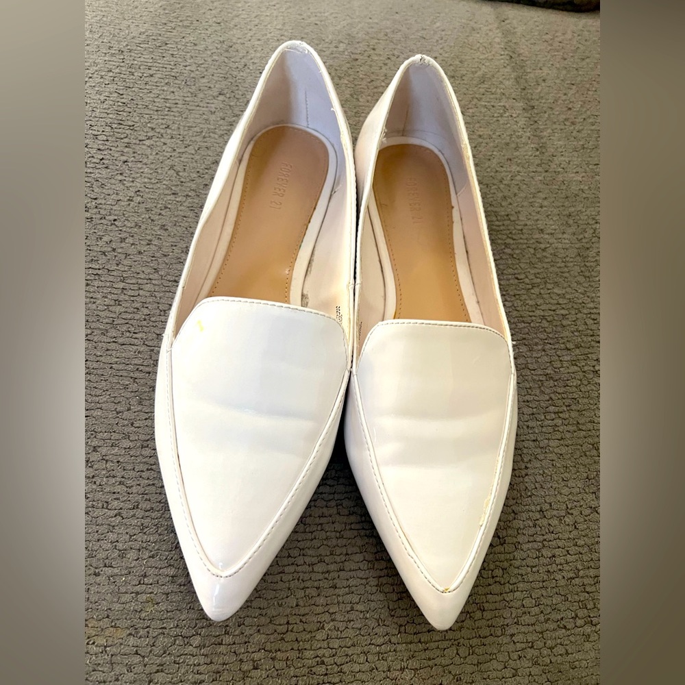 White flats size 6.5